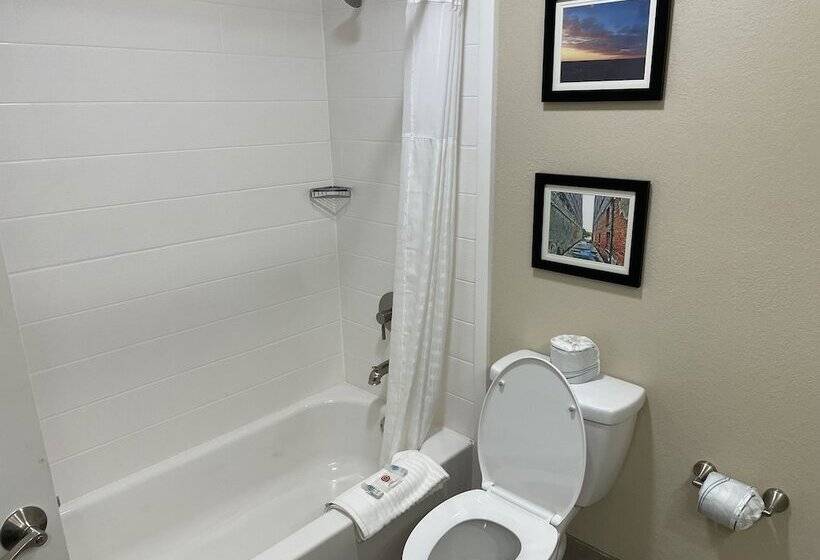 Номер Стандарт 2 Двуспальные Кровати, Quality Inn & Suites Spring Lake   Fayetteville Near Fort Liberty