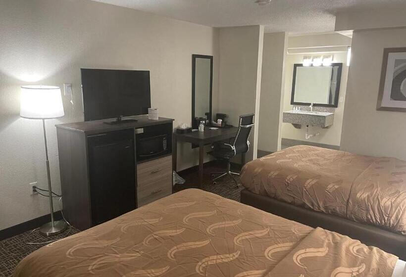 Номер Стандарт 2 Двуспальные Кровати, Quality Inn & Suites Spring Lake   Fayetteville Near Fort Liberty