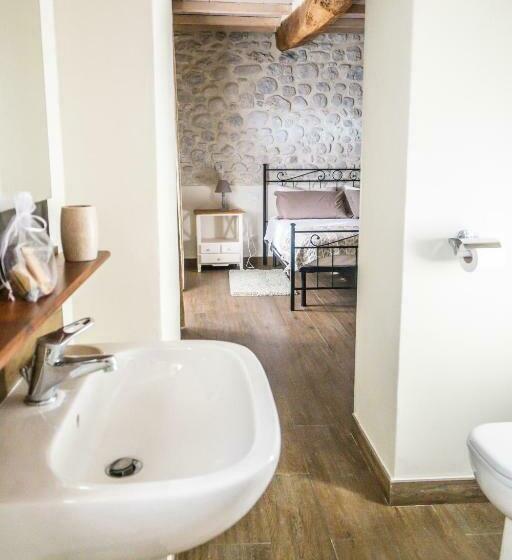 Номер Стандарт Вид на Сад, Tenuta Gambit Agriturismo Umbria