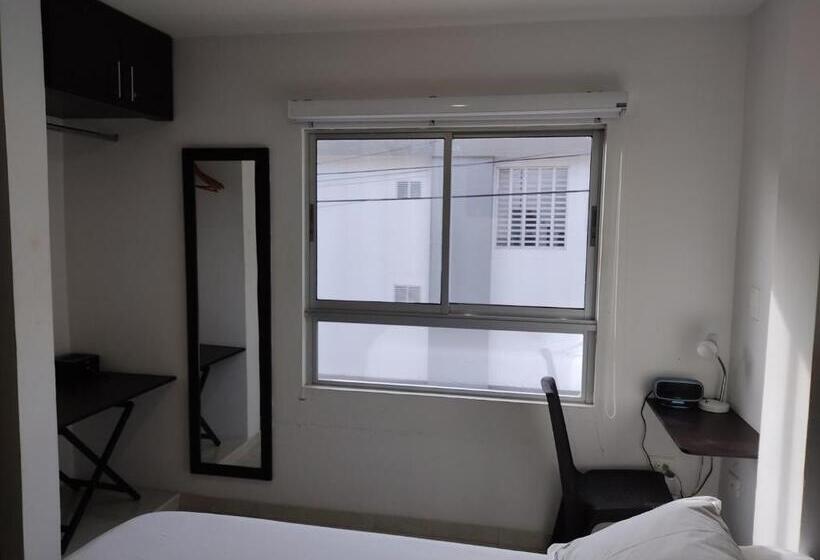 اتاق استاندارد, Escala