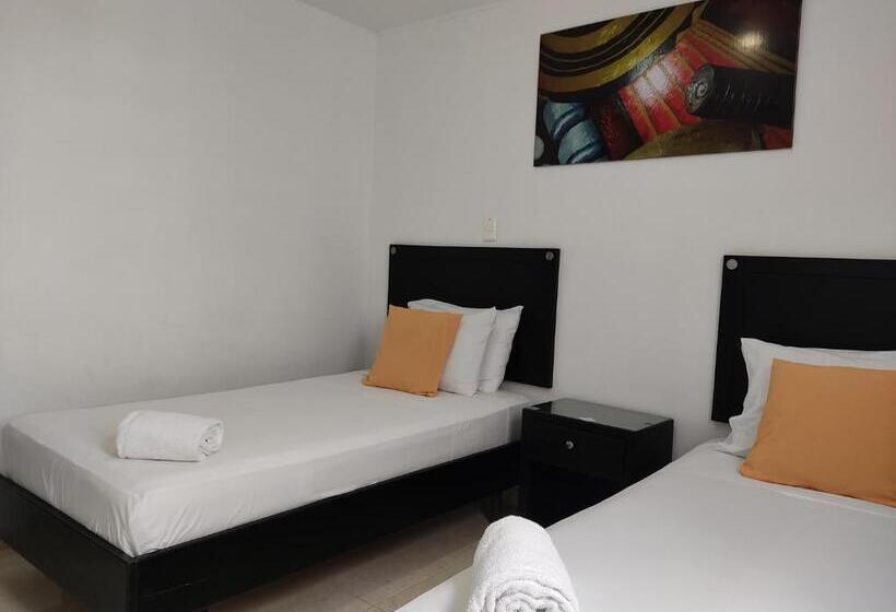 Standart Oda, Escala
