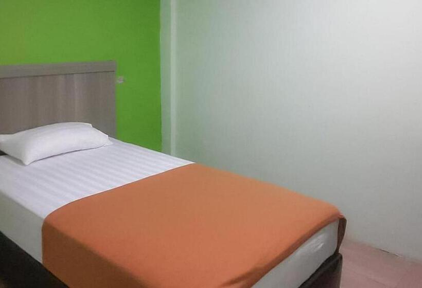 Номер Economy Индивидуальный, Guest House Anak Raja Pangkalan Bun Syariah Mitra Reddoorz