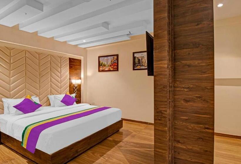 اتاق سوپریور, Treebo Premium Median Inn