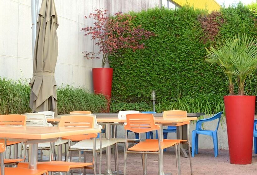 Номер Стандарт, Brit Hotel Essentiel Reims Taissy