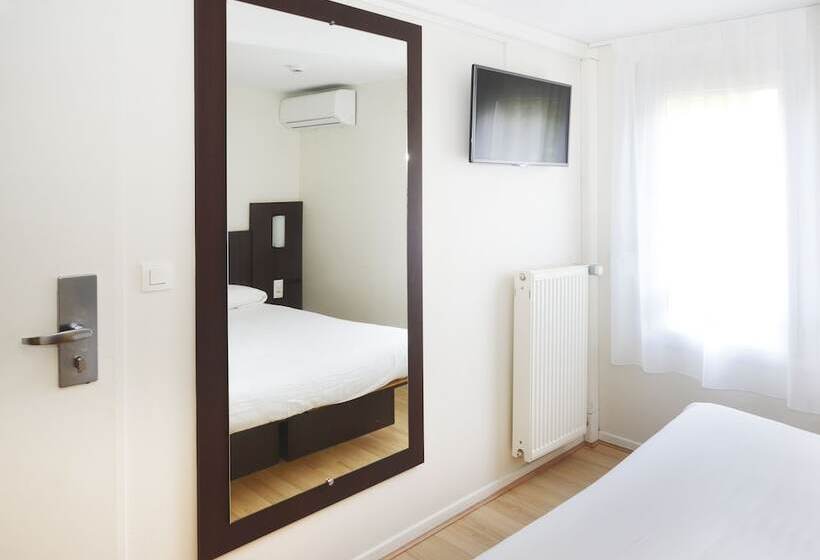 Номер Стандарт, Brit Hotel Essentiel Reims Taissy