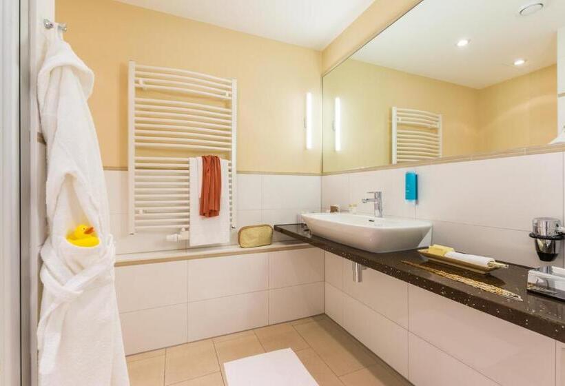 Номер Комфорт Индивидуальный, Park Hotel Hübner