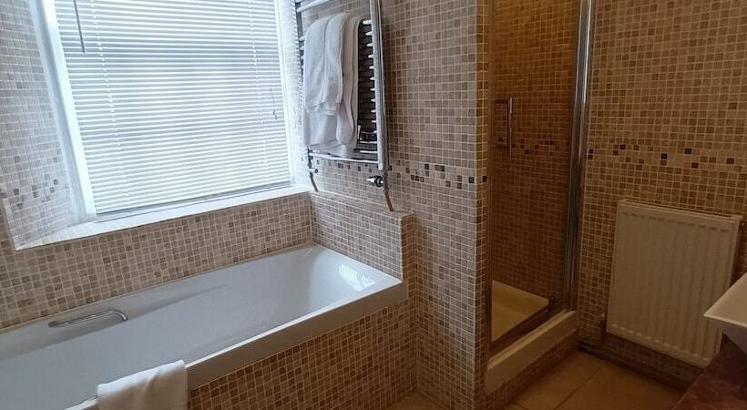 Номер Стандарт, Riverdale Hall Hotel & Leisure