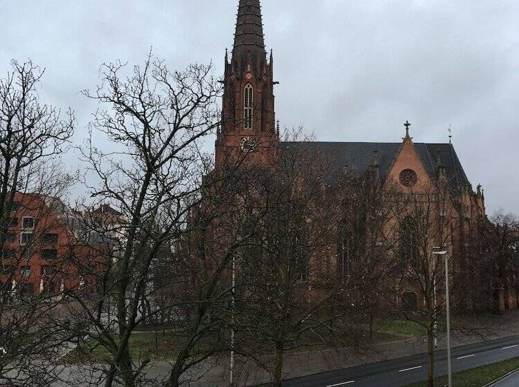 Номер Стандарт, Savoy Hannover