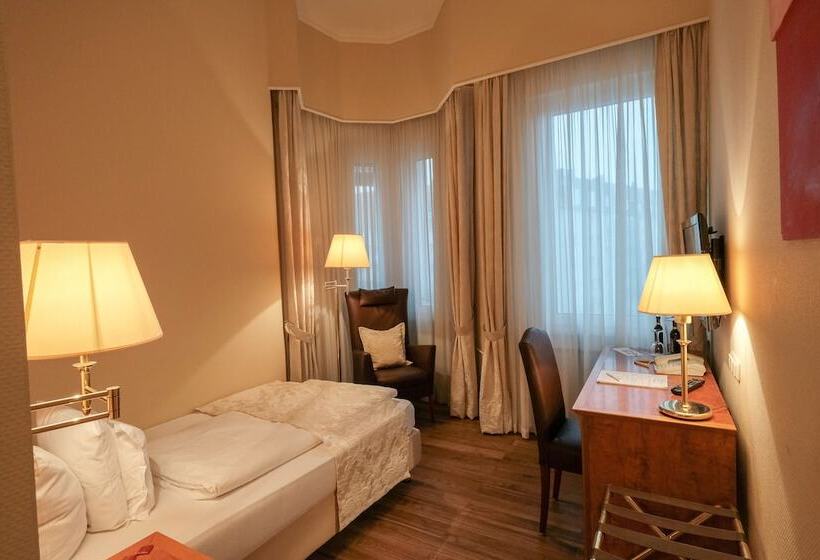 Номер Стандарт Индивидуальный, Savoy Hannover