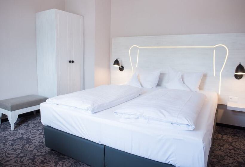 Апартаменты 1 Спальня, Parkhotel Schillerhain