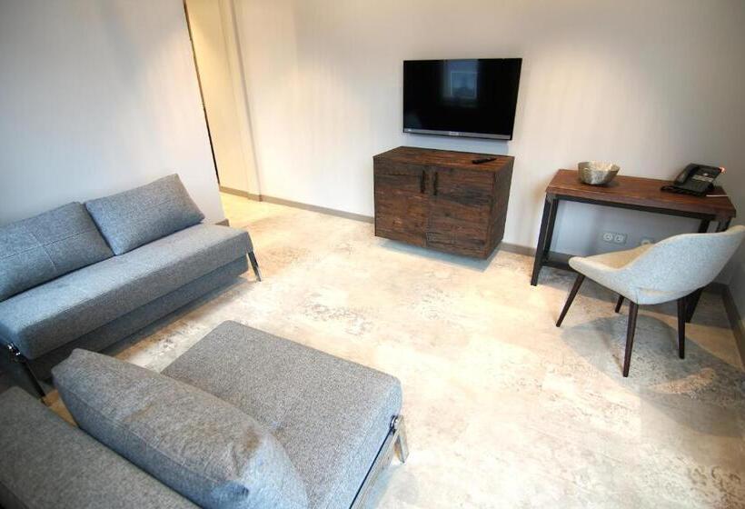 سوییت, Strandberg S Designhotel Viktoria