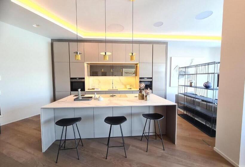 جناح سوبيريور, Suiten Aparthotel Aenea