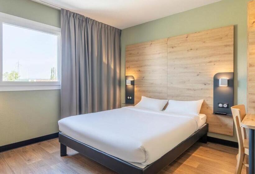Номер Стандарт Адаптированный для Инвалидов, B&b Hotel Saint Martin De Crau Alpilles Camargue