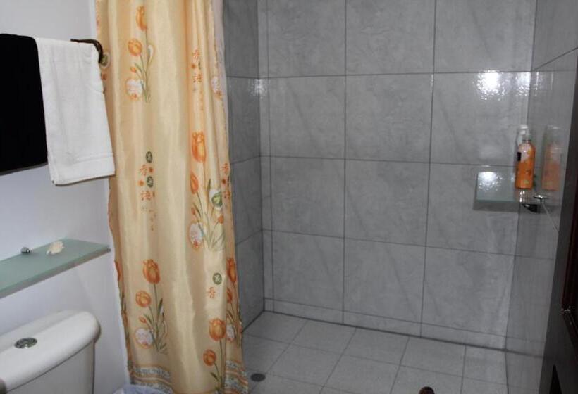 Quarto Familiar, El Ocaso
