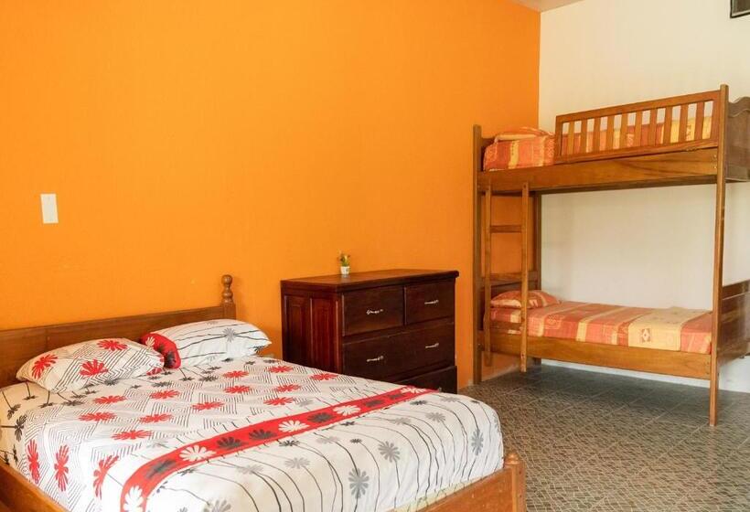 4인용 스탠다드 룸, Puerto Quito Lodge