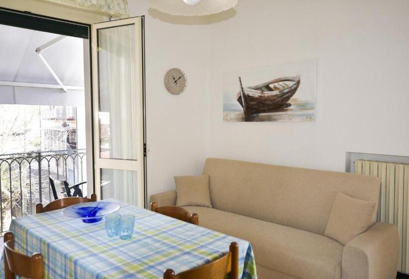 Apartamento 1 Dormitório, Residence Valeria