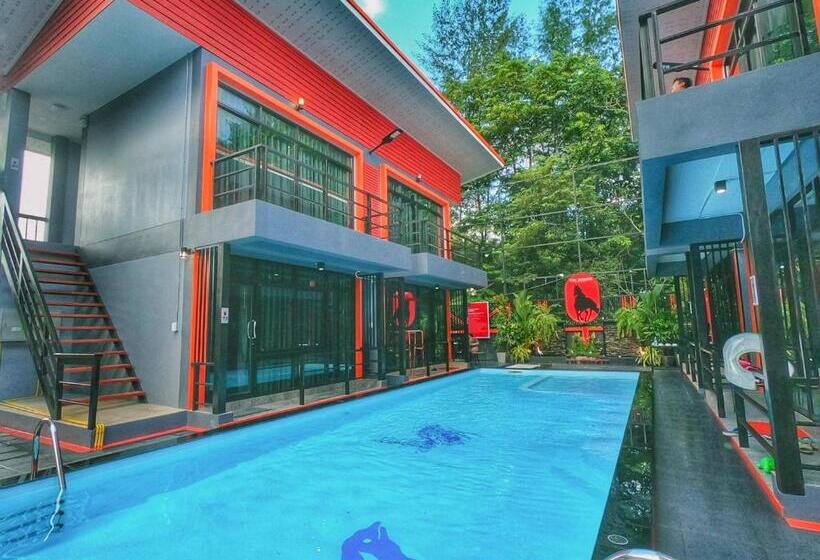 Номер Стандарт Вид на Бассейн, The Stories Resort