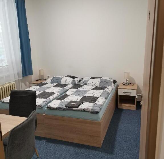 家庭间, Sporthotel Milevsko