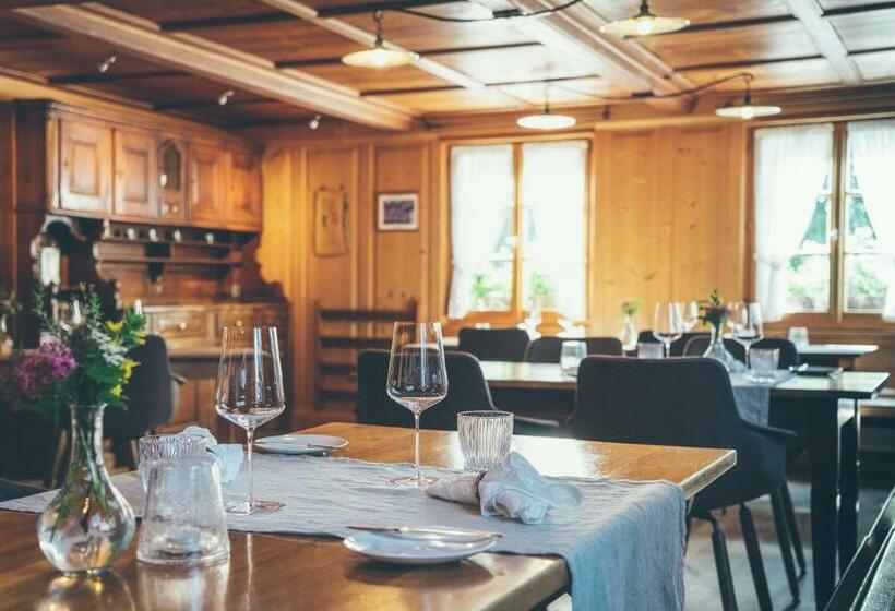 Номер Стандарт, Gasthof Krone Blatten