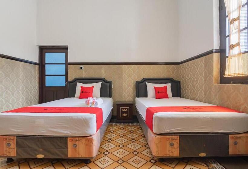 Номер Стандарт, Reddoorz Syariah @ Kolonial Guest House
