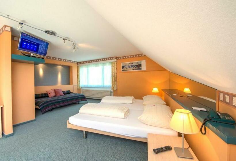 标准间, Landgasthof Lowen