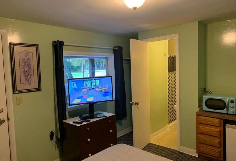 Номер Стандарт, Tour Inn Motel