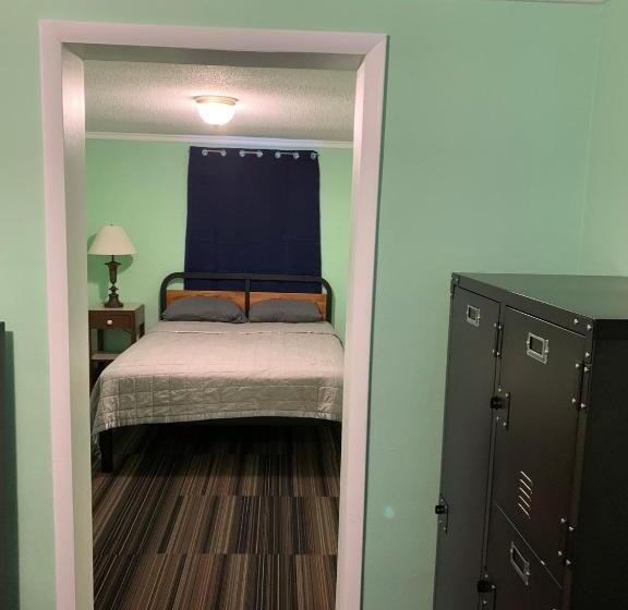 Номер Deluxe, Tour Inn Motel