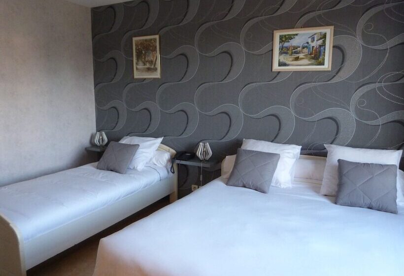 Номер Стандарт Трехместный, Logis Hôtel Les Confins Du Perche