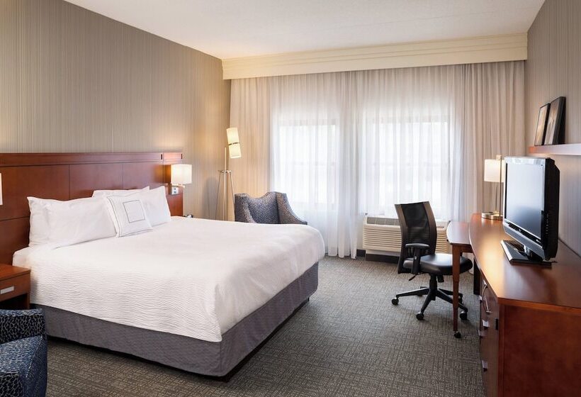Люкс Вид на Город, Courtyard Providence Downtown