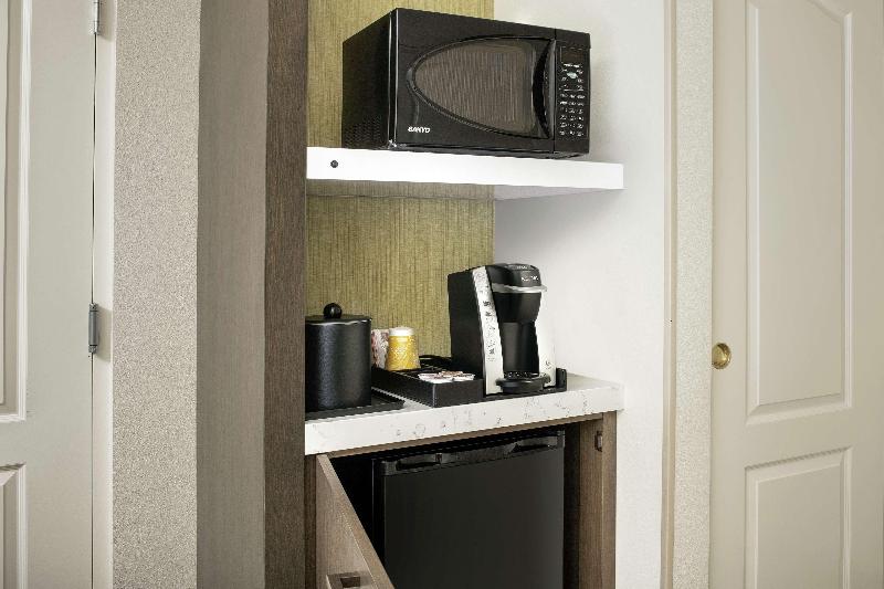 주니어 스위트 킹사이즈 침대, Hilton Garden Inn Frederick