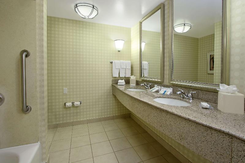 Quarto Estandar Cama King, Hilton Garden Inn Sonoma County Airport