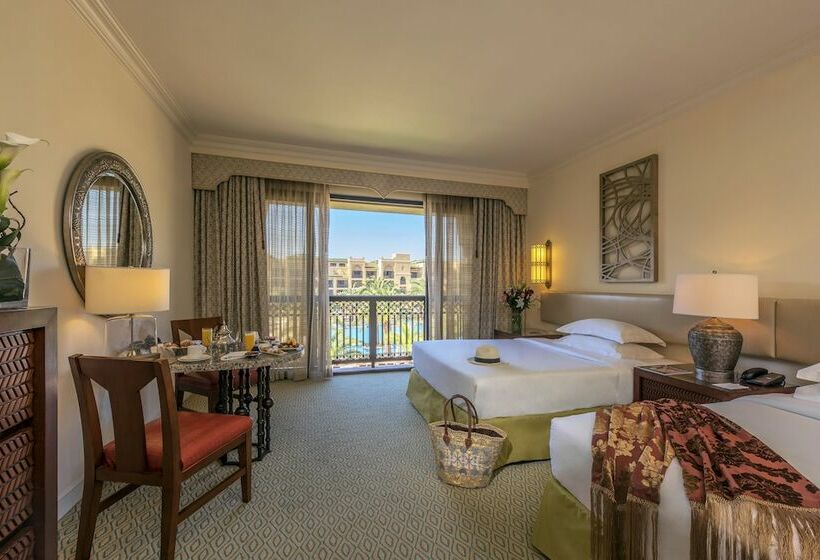 اتاق لوکس با چشم‌انداز استخر, Mazagan Beach & Golf Resort