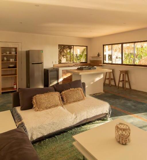 풀장 전망 스위트, La Sana Surf Hotel   New Management