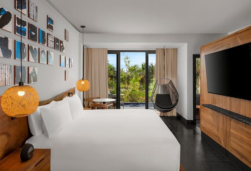 带特大床的标准间, Conrad Tulum Riviera Maya