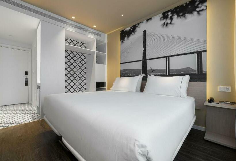 Номер Deluxe, Ikonik Lisboa