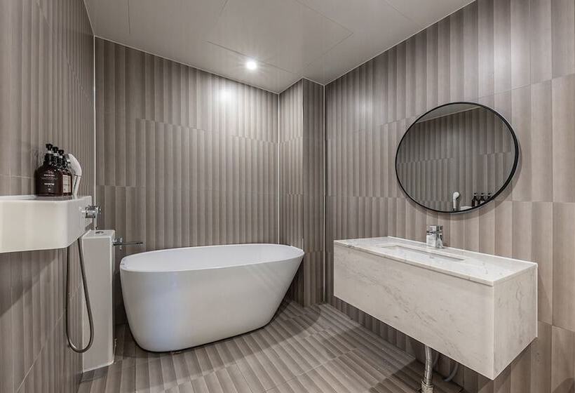 Номер Deluxe, Brown Dot Hotel Jeonggwan