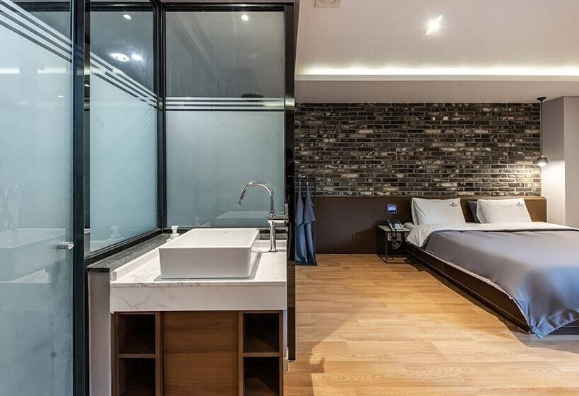 Номер Стандарт, Brown Dot Hotel Jeonggwan