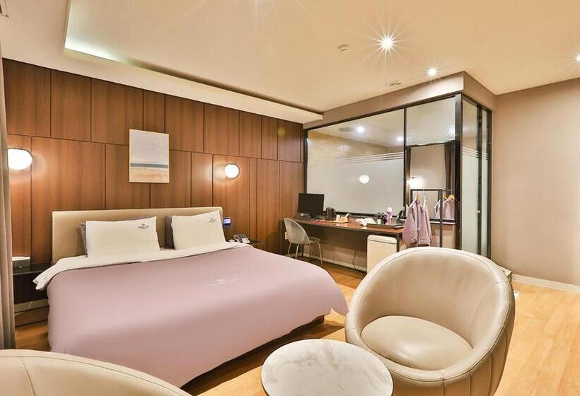 Номер Стандарт, Brown Dot Hotel Jeonggwan