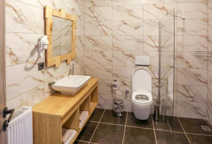 Номер Стандарт Вид на Горы, İspendam Tess Otel