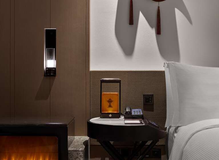 Стандартный Номер Кровать Кинг, Hilton Shigatse