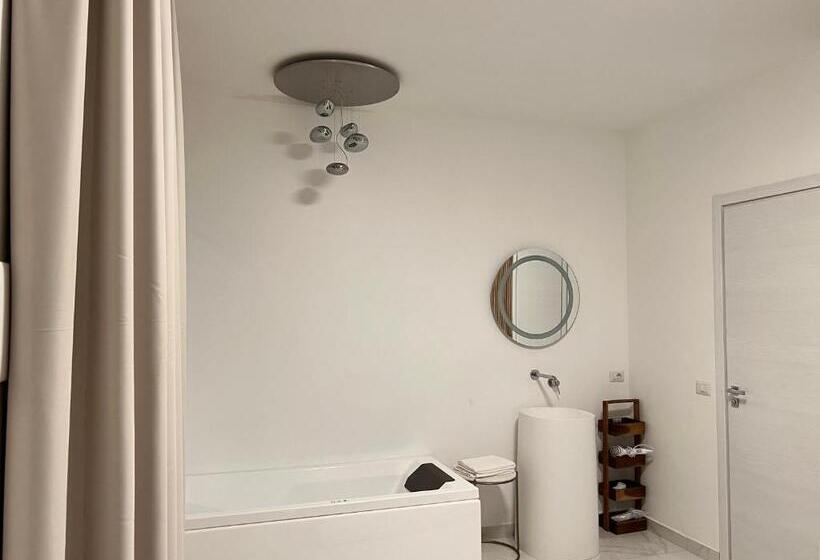 Deluxe Suite Sea View, Infinity Castellabate B & B Di Charme