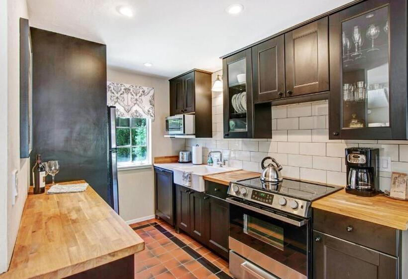 Стандартный Номер Кровать Кинг, Bungalows 313
