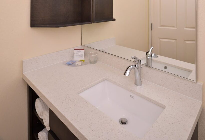 标准工作室, Candlewood Suites Bloomington, An Ihg