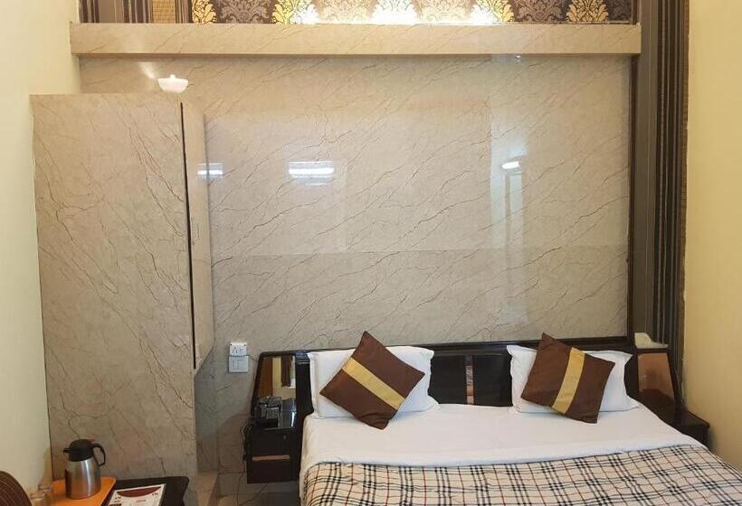 اتاق استاندارد, Cj International