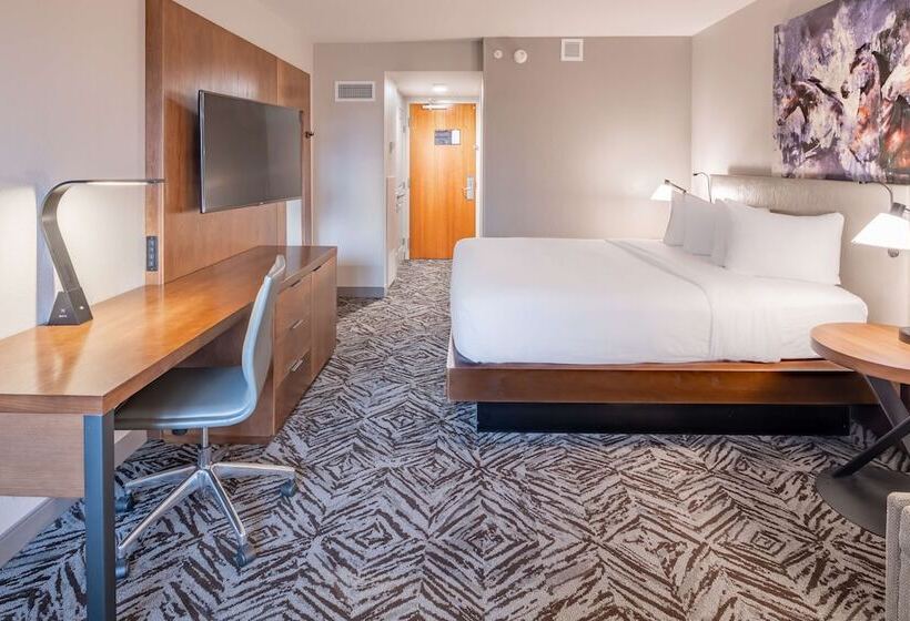 스탠다드 룸 더블 침대, Doubletree By Hilton Dallas   Farmers Branch