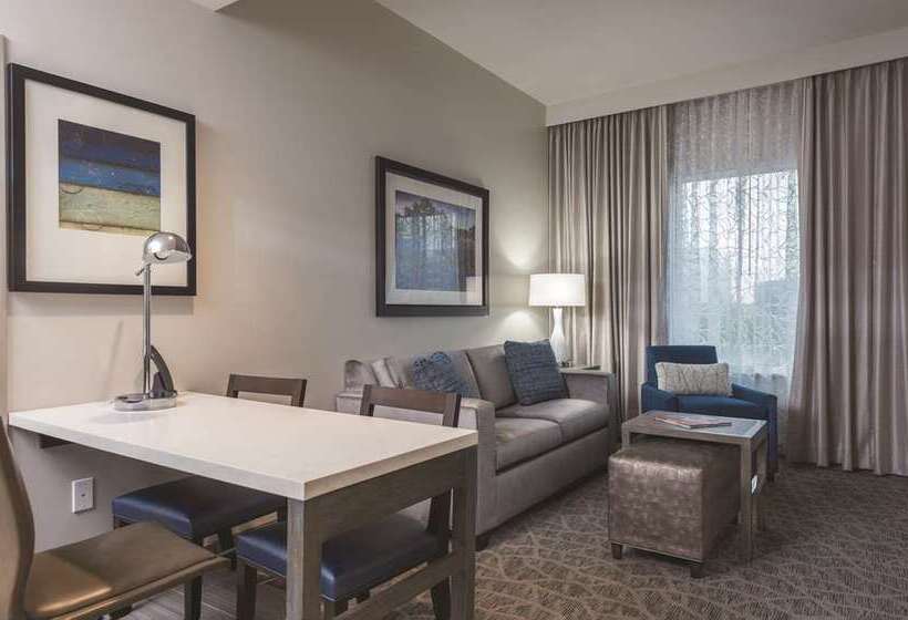 Люкс, Embassy Suites By Hilton Albuquerque