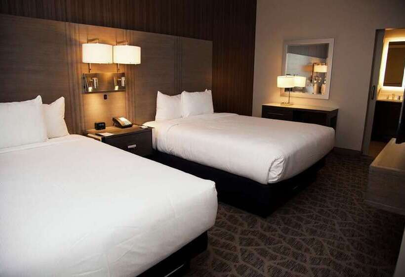 Люкс, Embassy Suites By Hilton Albuquerque