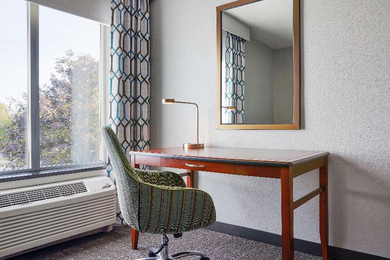 Номер Премиум, Hilton Garden Inn Allentown West