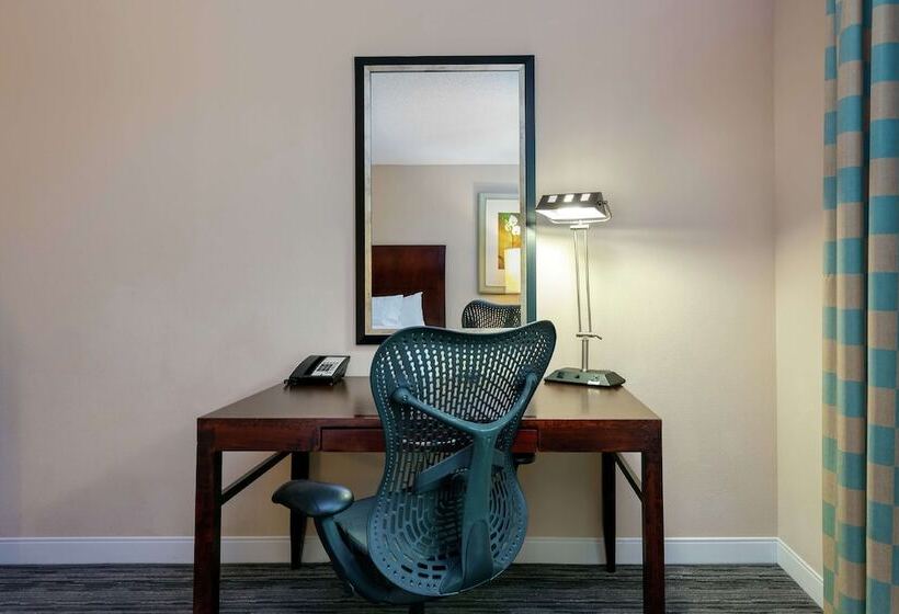 스탠다드 룸, Hilton Garden Inn Mobile West I 65/airport Blvd