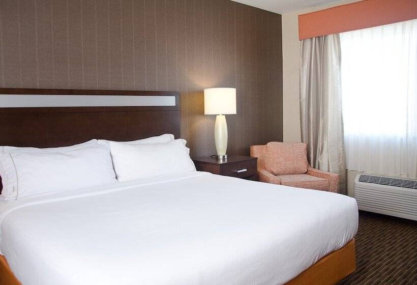 Номер Стандарт, Holiday Inn Express Hotel & Suites Watertown   Thousand Islands, An Ihg